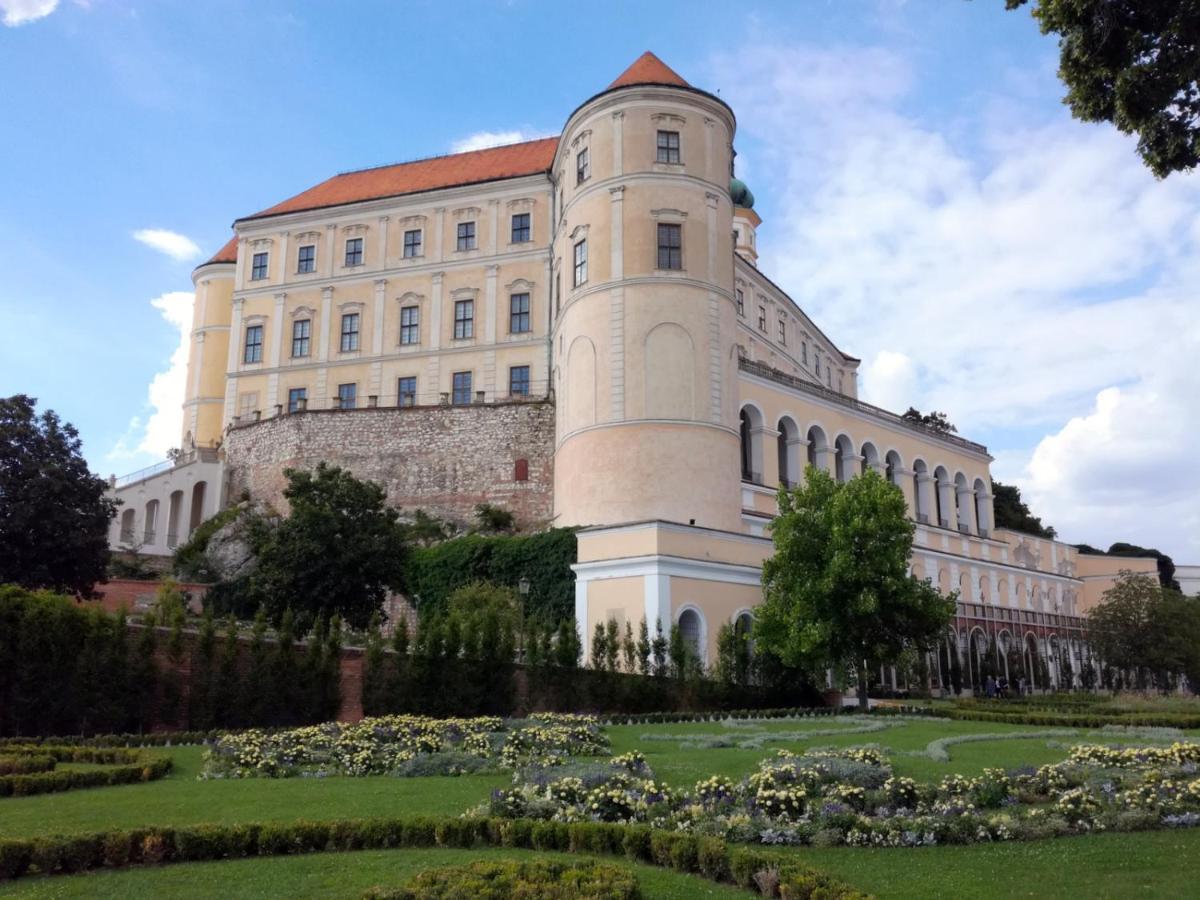 Apartmán Sysel Appartamento Mikulov Esterno foto